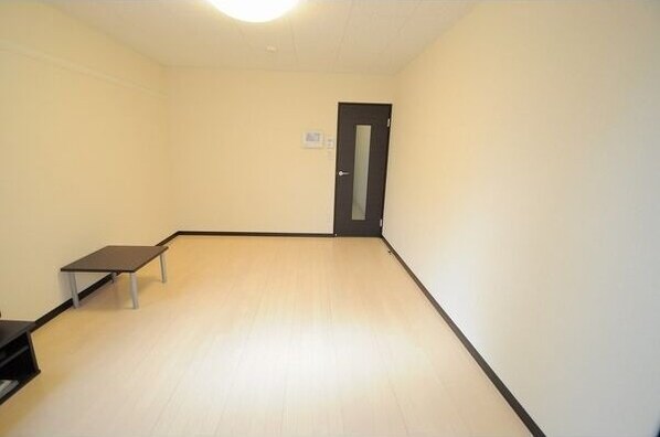 レオネクストSAKAE西淡路の物件内観写真